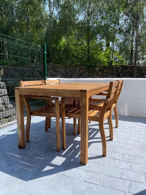 Bajo Con Terraza Ason River Limpias Exterior photo